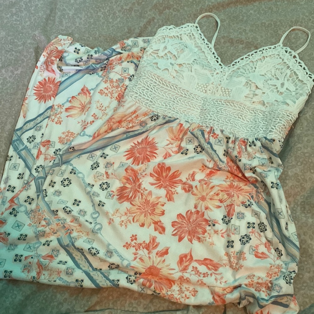 Floral brand new sun dress 🩵